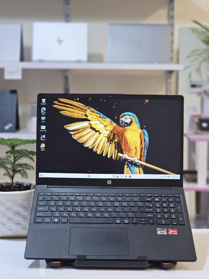 HP LAPTOP15 RYZEN3 7320 8GB 256SSD 512GRAPHICلپتاپ اچ پی2023 - Image 2