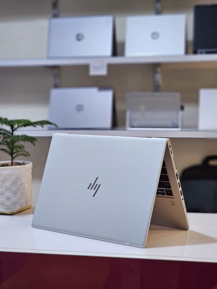 HP 735 G6 RYZEN7-3700PRO 16 256 2GBVGAلپتاپ لمسی - Image 4