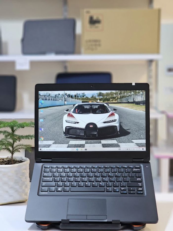 لپ تاپ Dell Latitude E5480 | Core i7-7600U | رم 8GB | SSD 256GB | گرافیک 2GB NVIDIA | - Image 2