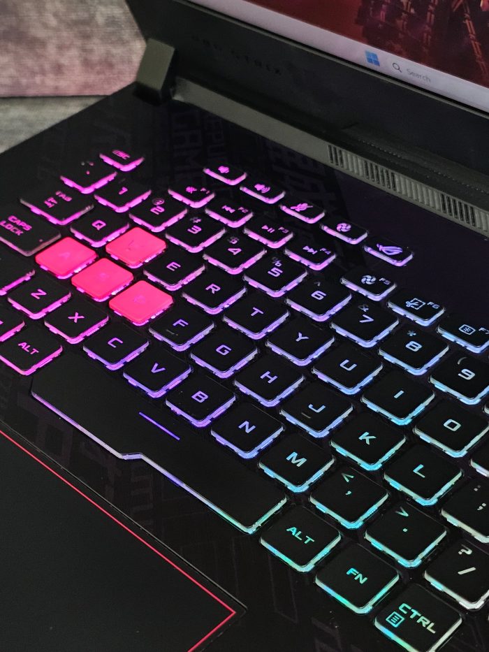 ASUS ROG STRIX G512LU CORE I7-10750H 6GB GTX 1660TI - Image 2