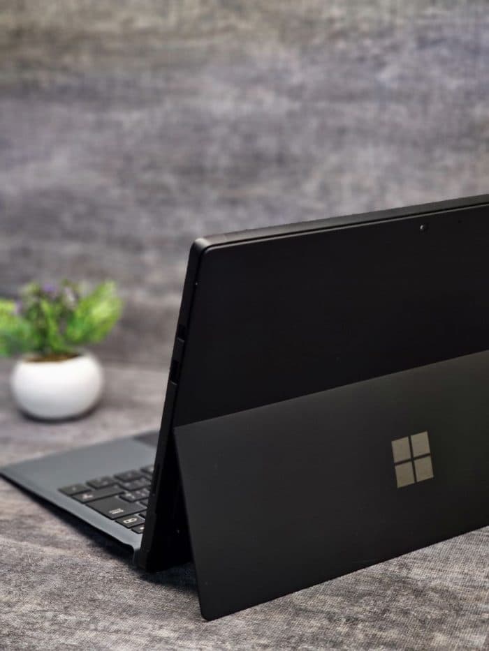 لپ تاپ لمسی Microsoft Surface Pro 6 | Core i5-8350U | رم 8GB | SSD 256GB - Image 3