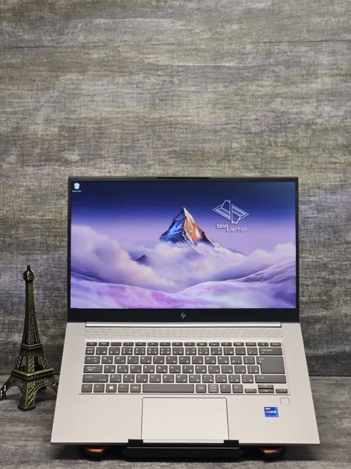 HP ZBook Studio 15 G8  32GB RAM VGA 4GB A2000 - Image 3