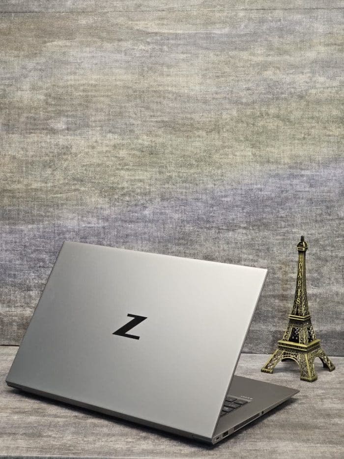 HP ZBook Studio 15 G8  32GB RAM VGA 4GB A2000 - Image 2