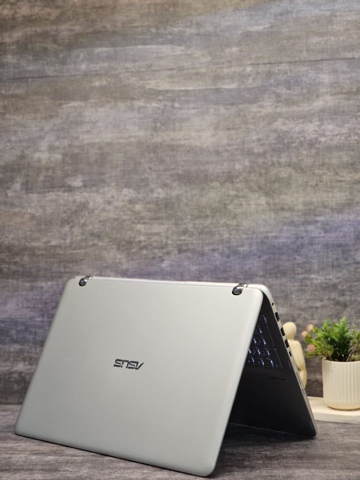 Asus Q504UA X360 Touch - Image 4
