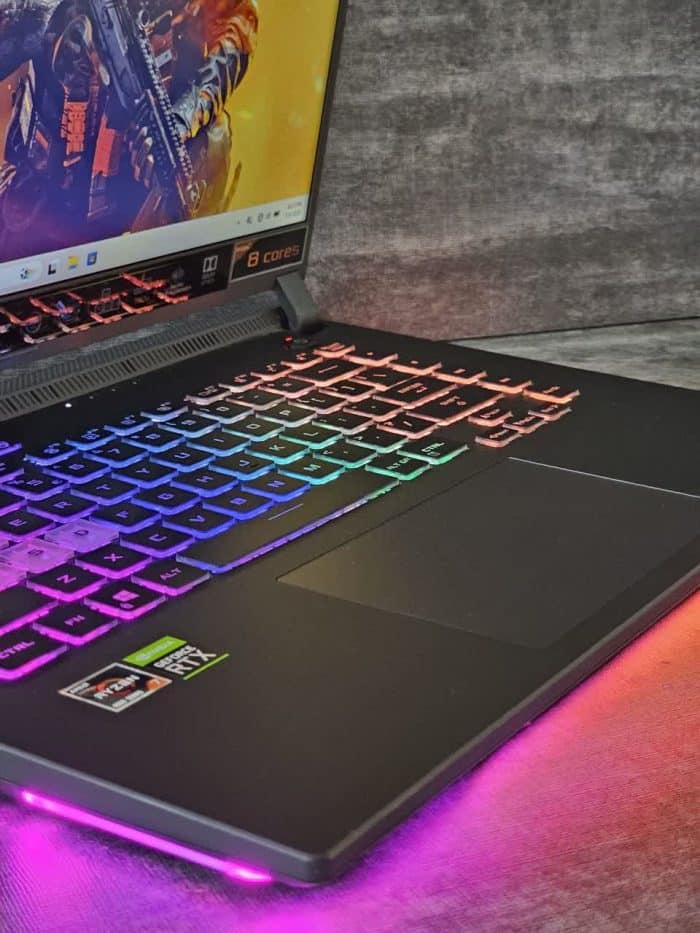Asus ROG Strix G513IE - Image 4