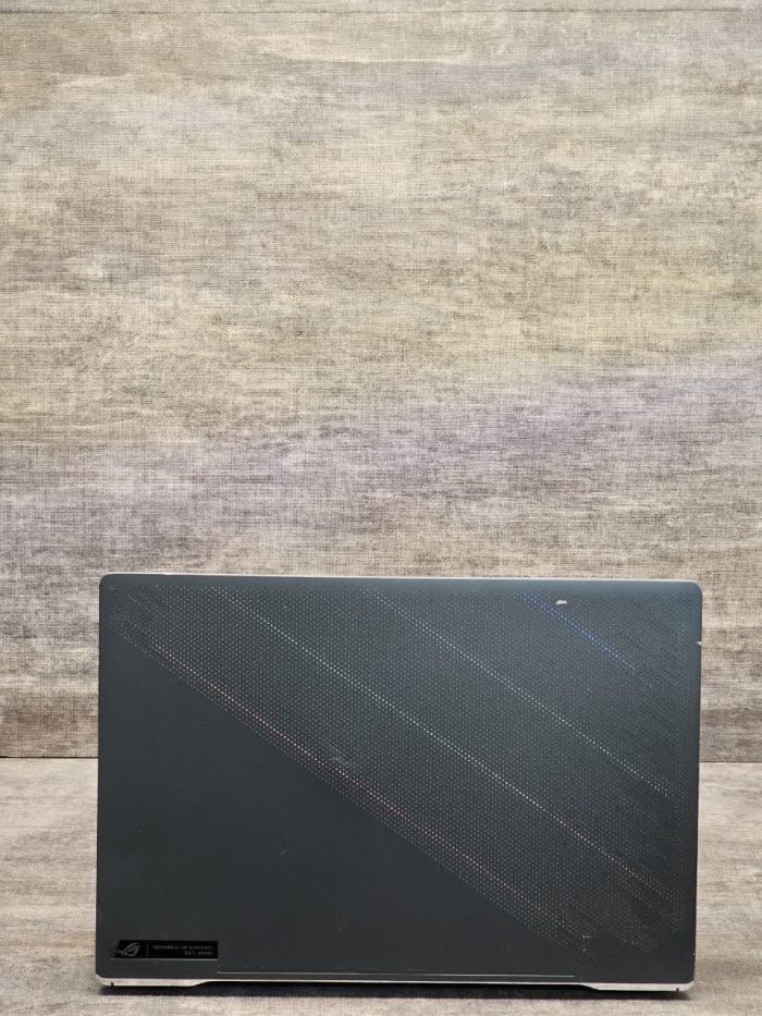 ASUS ROG Zephyrus G15 GA503QR | Ryzen 9 5900HS | RTX 3070 - Image 6
