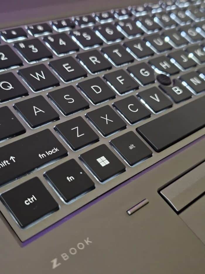 HP ZBook Fury 17 G8 | i9-11950H | 6GB RTX A3000 - تصویر 5